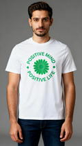 חולצת Positive Mind מכותנה אורגנית של אדם וטבע עם מסר חיובי